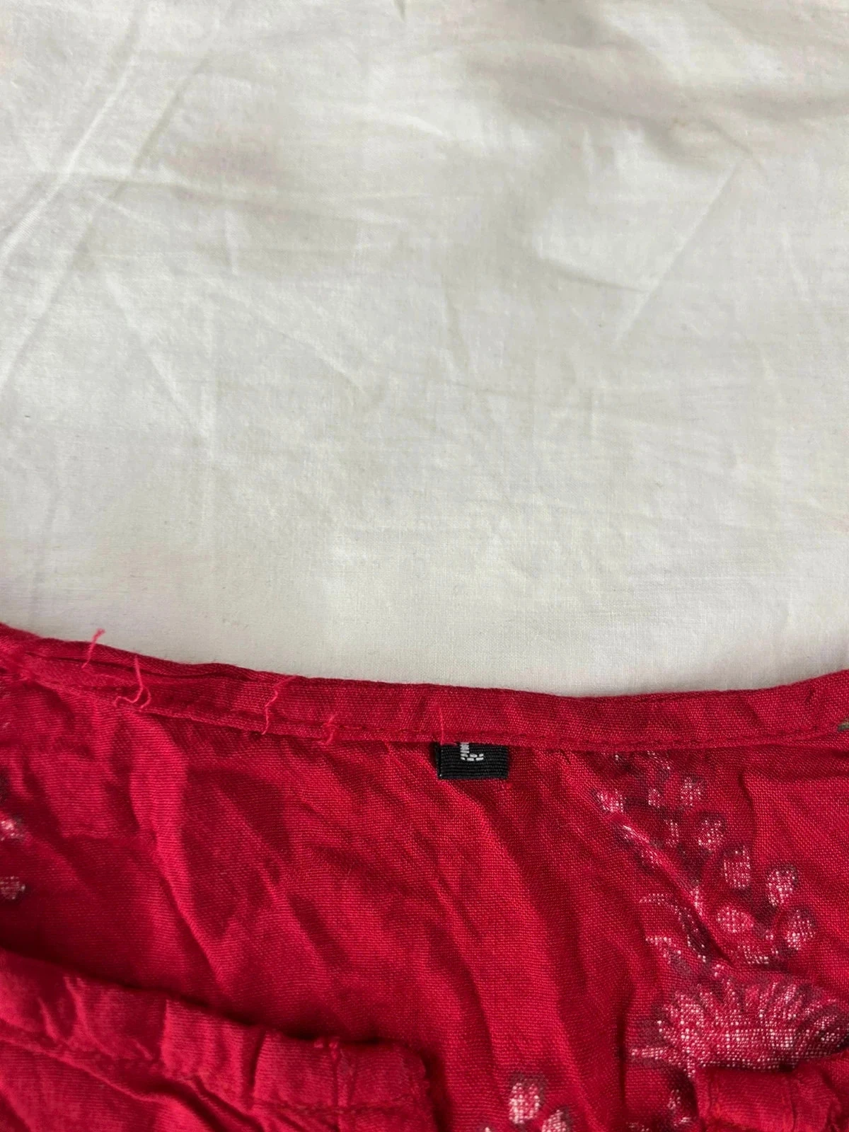 Vestido con estampado vintage rojo burdeos – photo 6